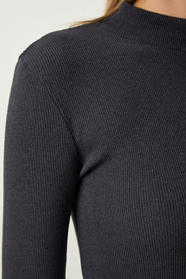 بلوز یقه ایستاده زنانه هپینس ایستانبول مدل GT00054B