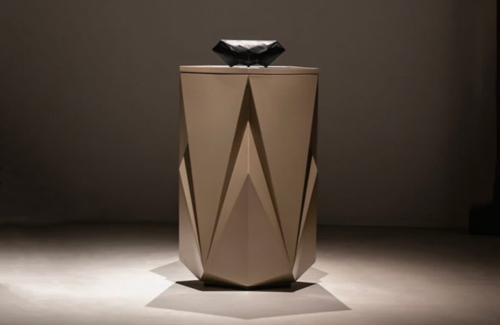 چرم درسا و کیف آرین حکیمی