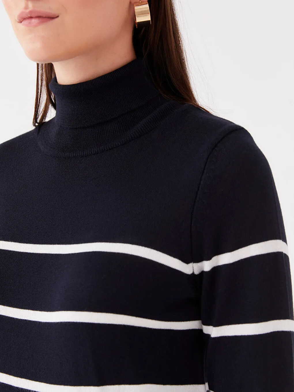  پلیور یقه اسکی زنانه ال سی وایکیکی مدل W35216Z8 