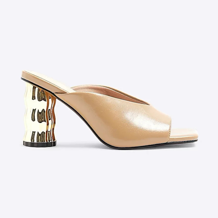 کفش پاشنه بلند ریرو آیلند به قیمت 46 دلار