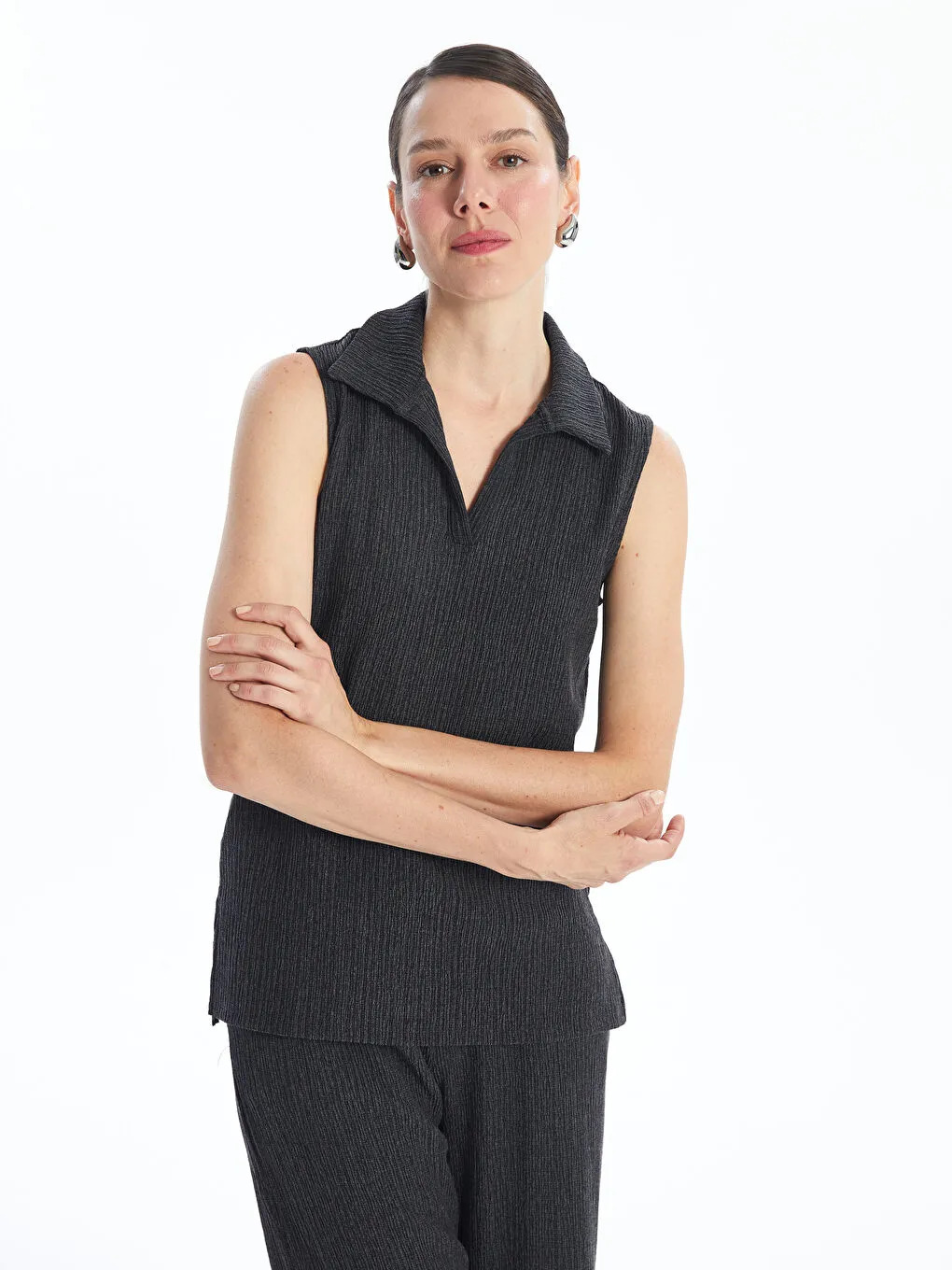 بلوز بدون آستین زنانه ال سی وایکیکی مدل S4MJ61Z8