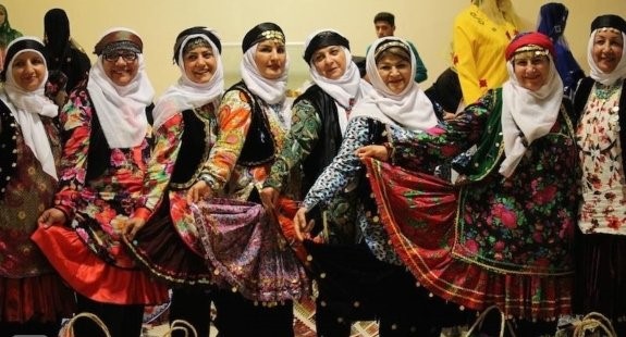 لباس زنان در شب یلدا مازندران