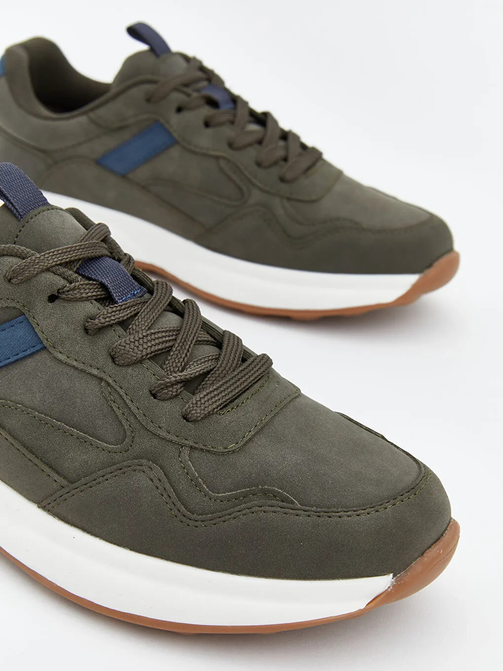 کفش روزمره مردانه ال سی وایکیکی مدل W5DS70Z8