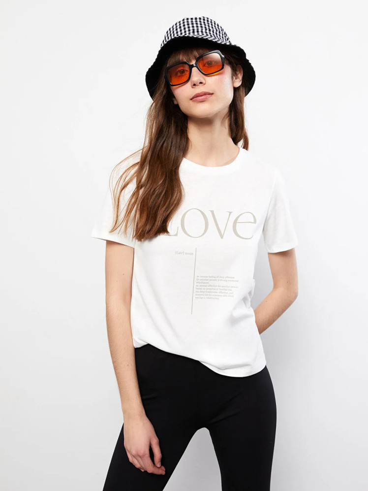 تی شرت آستین کوتاه زنانه ال سی وایکیکی مدل Love S2J319Z8